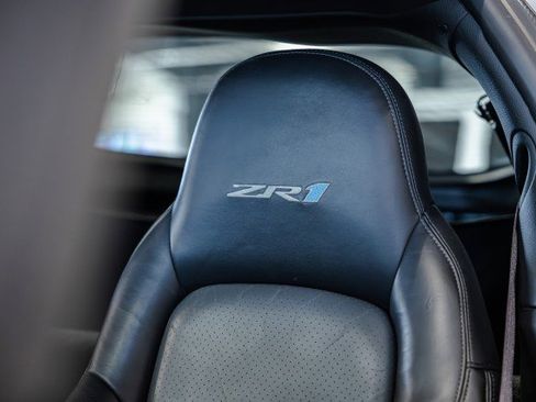 Used 2009 Chevrolet Corvette ZR1 w/ Preferred Equipment Group RWD image 48