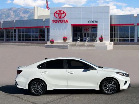Used 2023 Kia Forte GT-Line FWD image 3