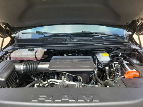Used 2025 RAM 1500 Big Horn AWD/4WD image 28