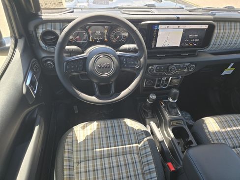 New 2026 Jeep Gladiator Sport AWD/4WD image 16