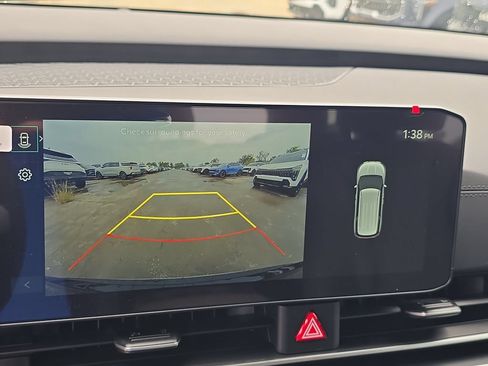 New 2027 Kia Carnival FWD image 24