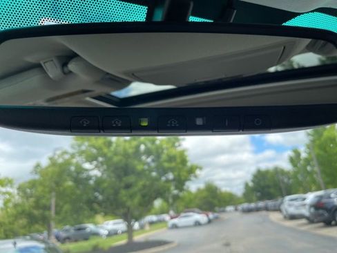 Used 2018 Lexus GX 460 Premium w/ Premium Package AWD/4WD image 25
