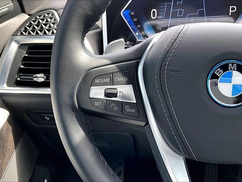 Used 2025 BMW X5 xDrive50e w/ Executive Package image 23