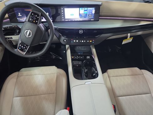 New 2026 Nissan Murano Platinum w/ Cargo Package AWD/4WD image 9