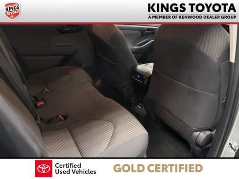 Certified 2025 Toyota Highlander LE AWD/4WD image 12