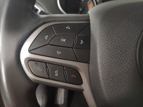 Used 2021 Jeep Cherokee Latitude Plus w/ Sun & Sound Group image 17