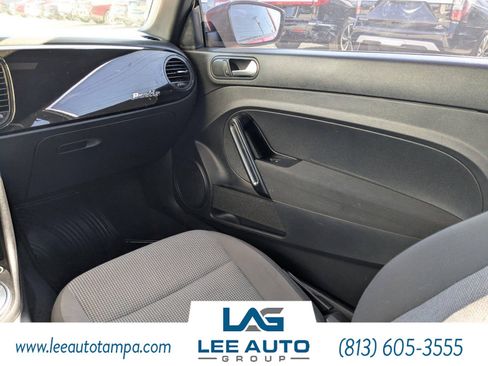 Used 2018 Volkswagen Beetle 2.0T S image 21