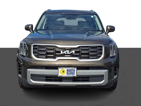 Certified 2023 Kia Telluride S w/ S Sunroof Package AWD/4WD image 2