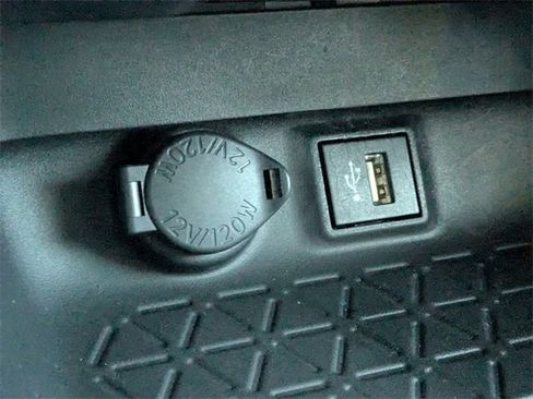 Used 2023 Toyota RAV4 LE image 21