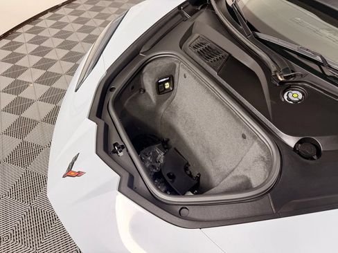Used 2024 Chevrolet Corvette Stingray Preferred Cpe w/ Z51 Performance Package RWD image 13