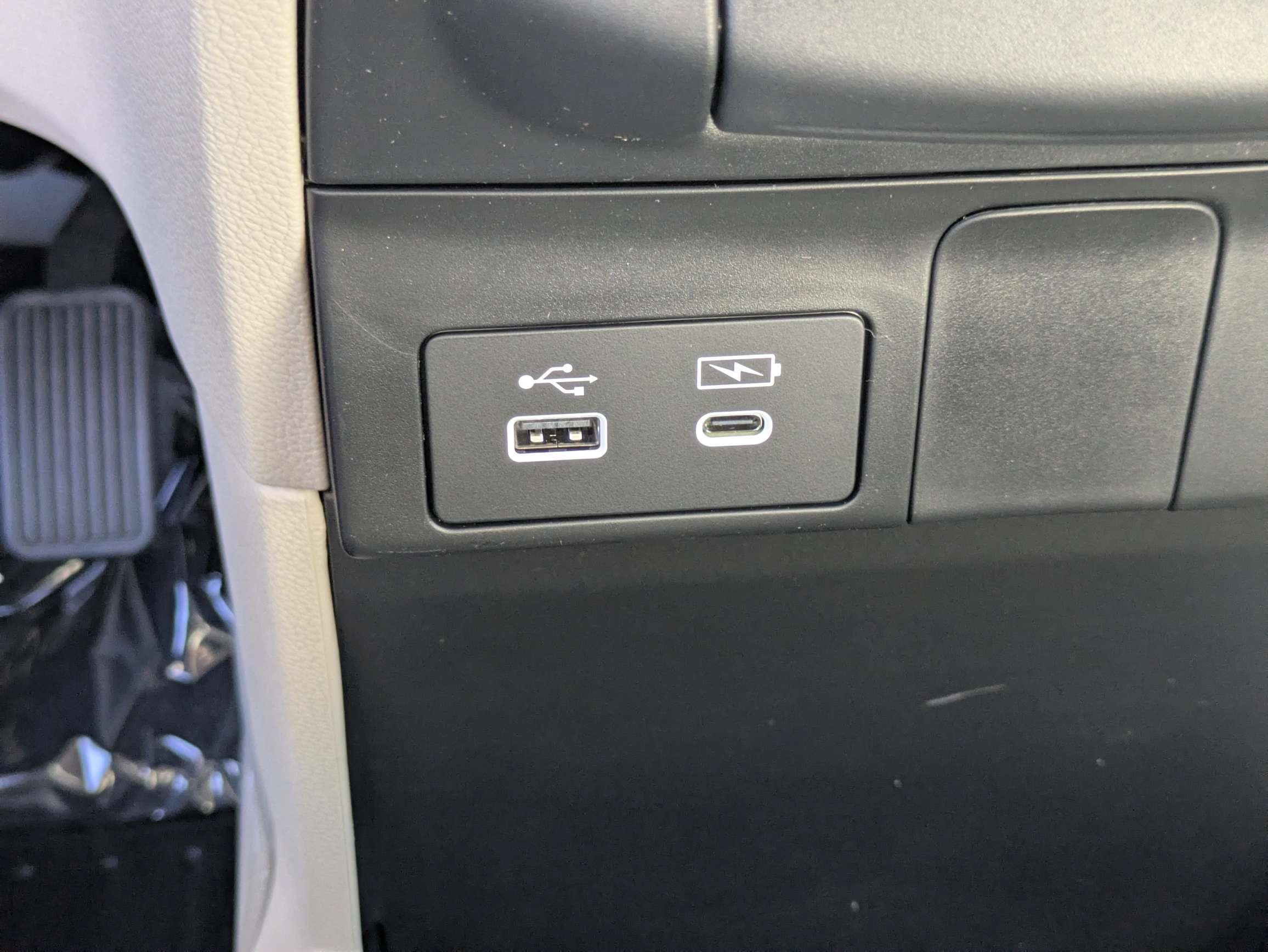 New 2027 Honda Odyssey EX-L image 30
