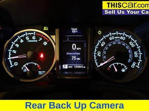 Used 2021 Toyota Tacoma SR5 RWD image 16