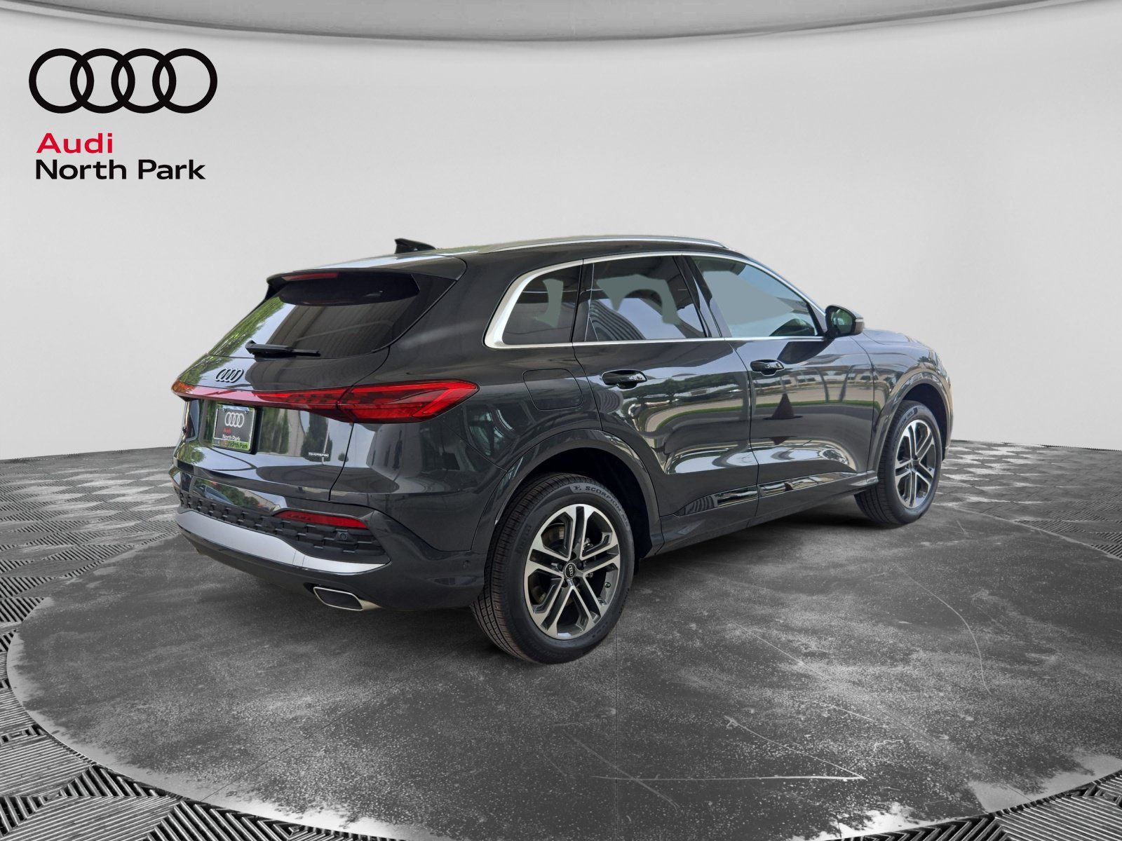 New 2026 Audi Q5 Premium AWD/4WD image 5