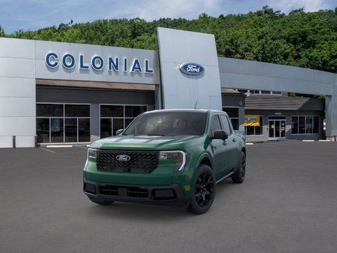 New 2025 Ford Maverick Lariat w/ Black Appearance Package image 2