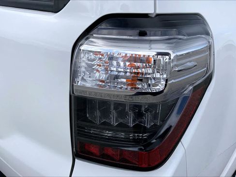 Used 2021 Toyota 4Runner SR5 image 30