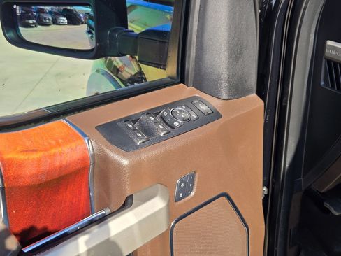 Used 2018 Ford F250 King Ranch w/ King Ranch Ultimate Package image 12