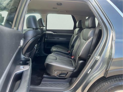Used 2023 Hyundai Palisade SEL AWD/4WD image 14