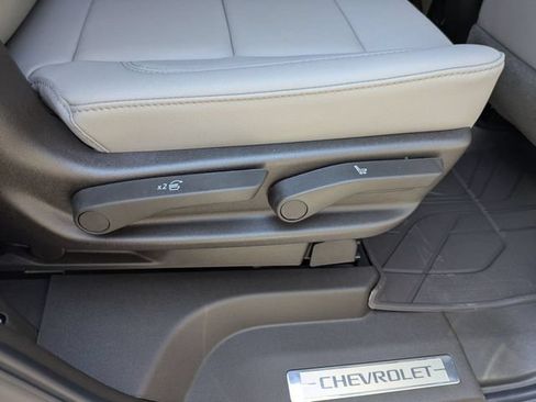 New 2026 Chevrolet Tahoe Z71 w/ Comfort Package AWD/4WD image 38