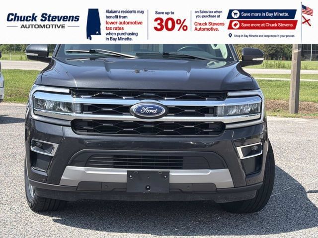 Used 2023 Ford Expedition Limited RWD image 4