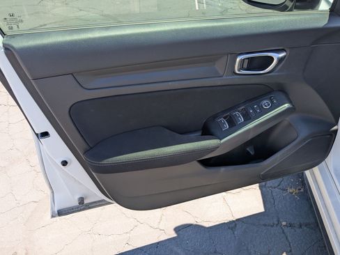 Used 2024 Honda Civic Sport image 14