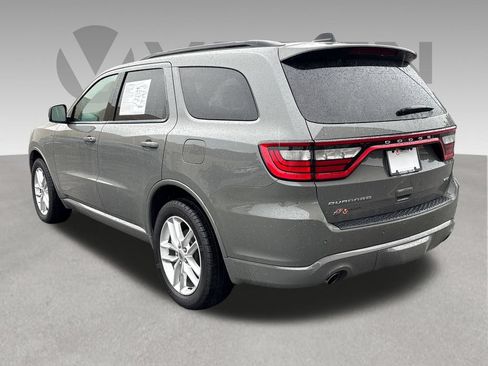 Used 2024 Dodge Durango GT AWD/4WD image 3
