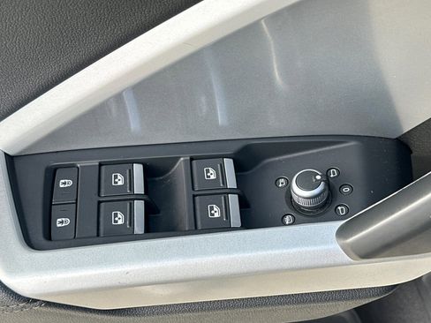 Used 2022 Audi Q3 2.0T Premium Plus image 13