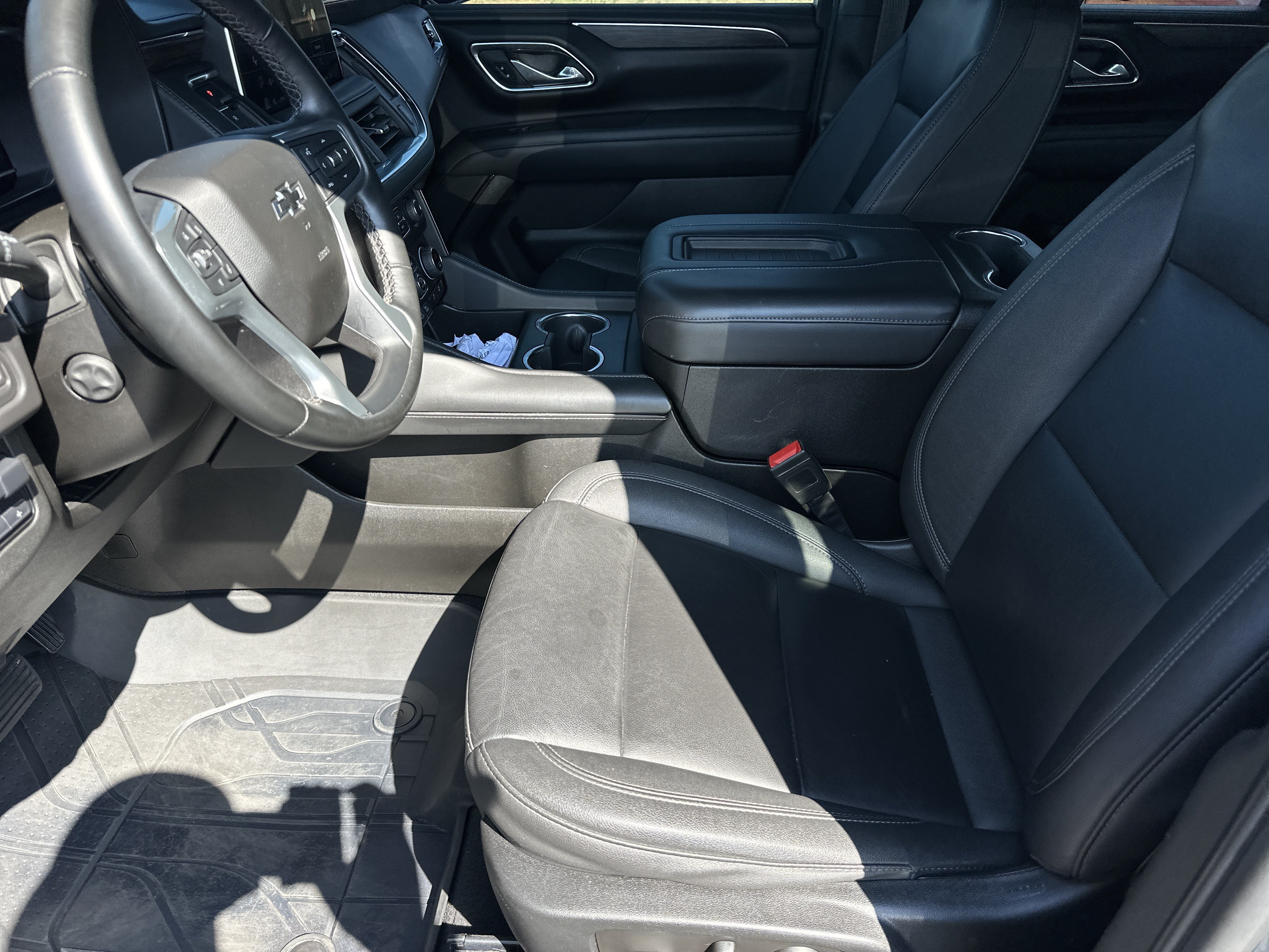 Certified 2023 Chevrolet Tahoe Z71 w/ Luxury Package AWD/4WD image 10