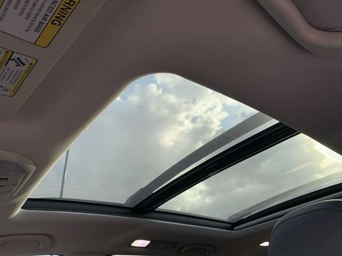 Used 2022 Subaru Ascent Touring image 29