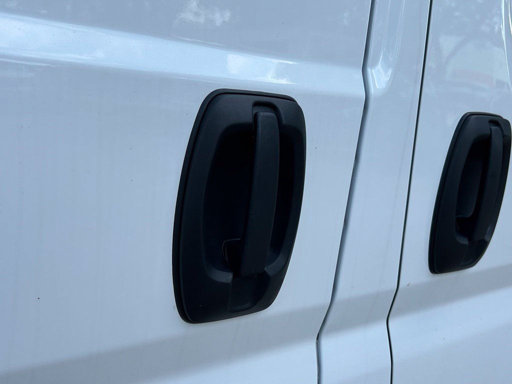 New 2024 RAM ProMaster 2500 w/ Upfitter's Prep Package FWD image 32