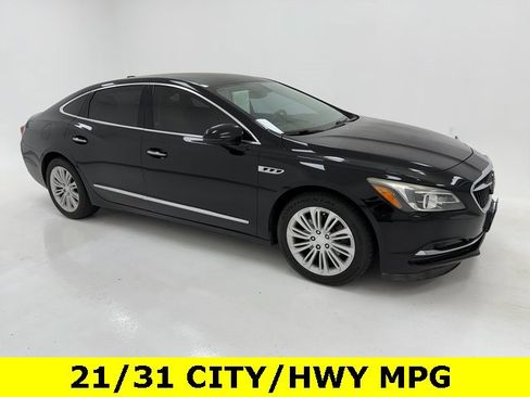 Used 2017 Buick LaCrosse image 1