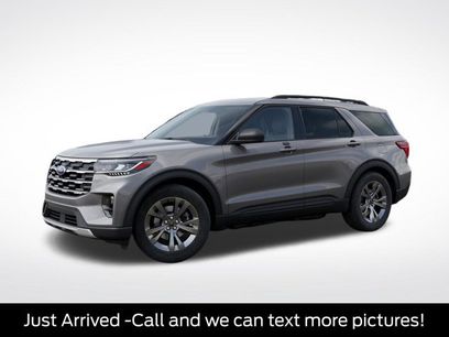 New 2027 Ford Explorer Active w/ Active Comfort Package