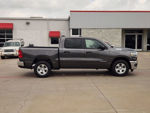 New 2026 RAM 1500 2WD Crew Cab image 7