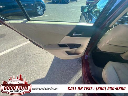 Used 2015 Honda Accord LX image 11