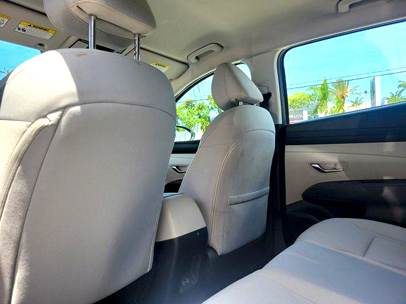 Used 2025 Hyundai Tucson SE FWD image 18