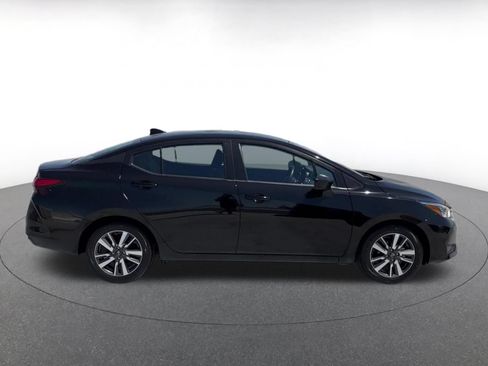 Used 2025 Nissan Versa SV FWD image 15