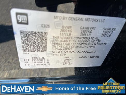Used 2025 Buick Enclave Sport Touring FWD image 31