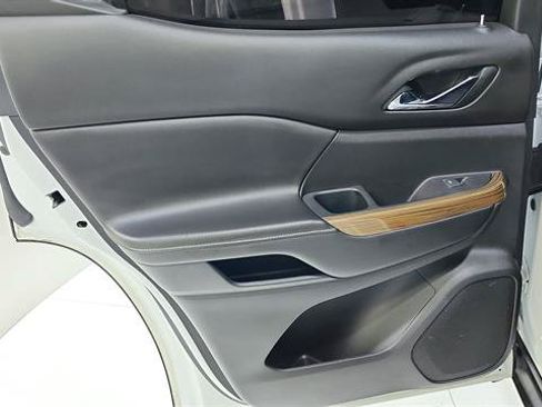 Used 2019 GMC Acadia SLE FWD image 21