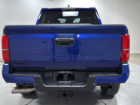 New 2025 Toyota Tacoma TRD Off-Road image 4