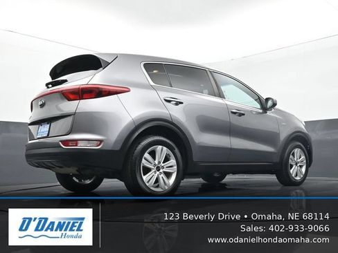 Used 2018 Kia Sportage LX AWD/4WD image 12