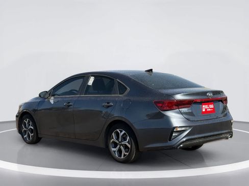 Used 2021 Kia Forte LXS FWD image 4