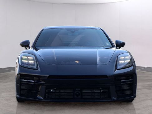 Certified 2025 Porsche Panamera GTS AWD/4WD image 2