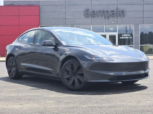 Used 2025 Tesla Model 3 Long Range RWD image 2