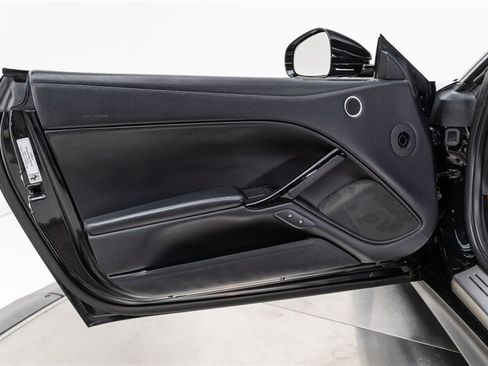 Used 2014 Ferrari F12 Berlinetta RWD image 79