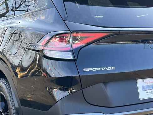 Used 2023 Kia Sportage X-Pro AWD/4WD image 10