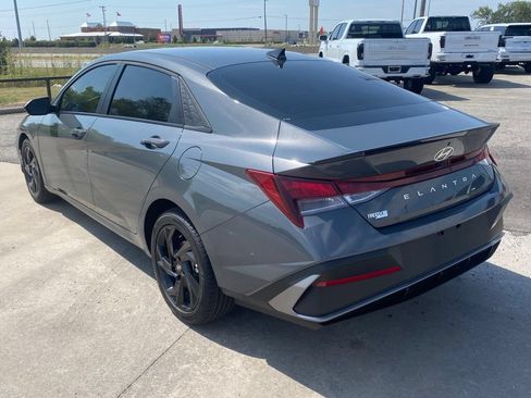 Used 2026 Hyundai Elantra Sport FWD image 3