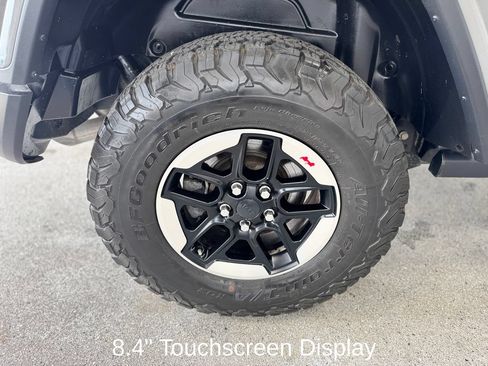 Used 2020 Jeep Wrangler Unlimited Rubicon w/ Dual Top Group AWD/4WD image 23
