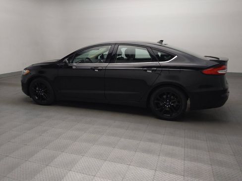 Used 2020 Ford Fusion SE w/ Equipment Group 151A image 3