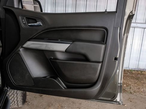 Used 2017 Chevrolet Colorado ZR2 w/ LPO, Premium Interior Package AWD/4WD image 44