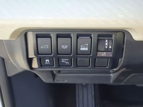 Used 2021 Subaru Ascent Premium w/ Convenience Package image 25