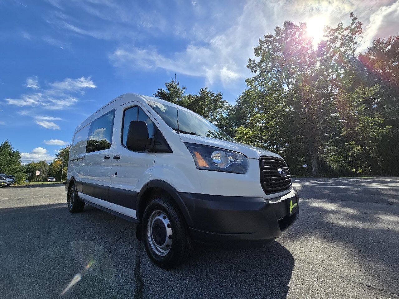 Used 2018 Ford Transit 250 148 Medium Roof RWD image 10